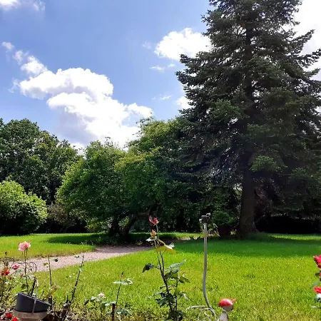 Feriehus Maison De 2 Chambres A Bazoches Au Houlme Avec Jardin Clos Et Wifi *