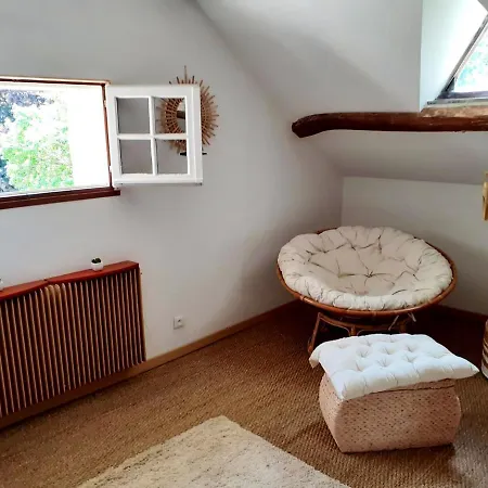 Maison De 2 Chambres A Bazoches Au Houlme Avec Jardin Clos Et Wifi